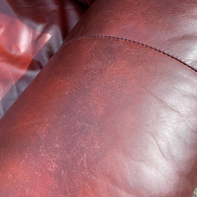 Curved recliner sofa