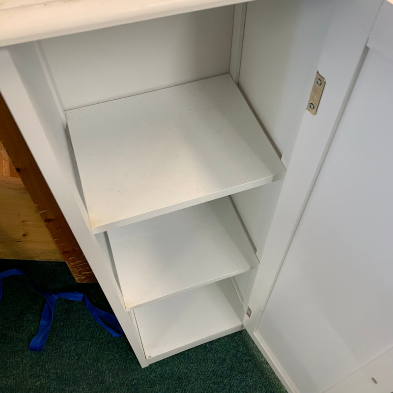 Bathroom cabinet