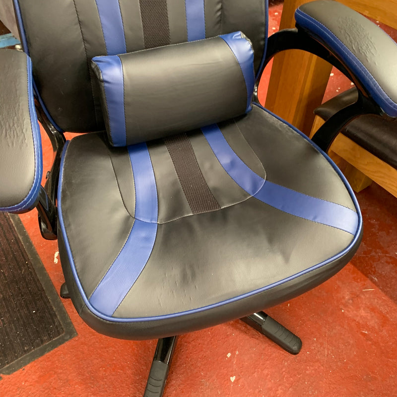 Gaming chair