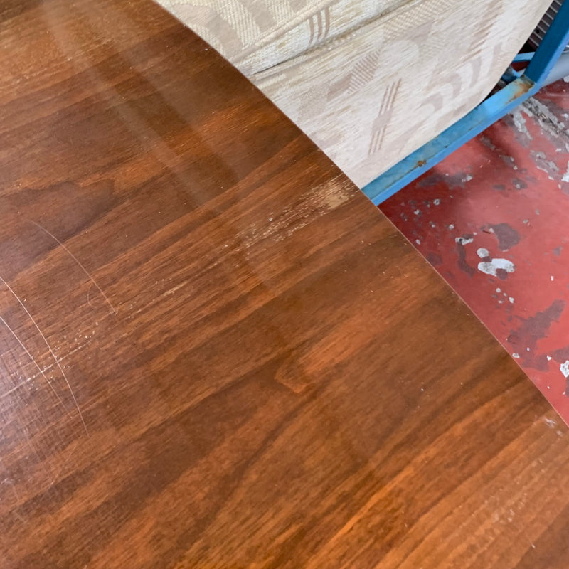 Butterfly table