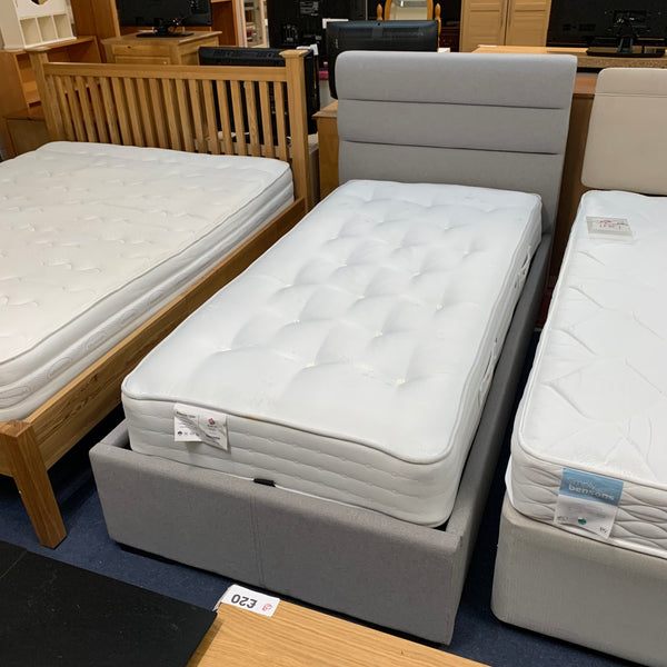 Single ottoman bed