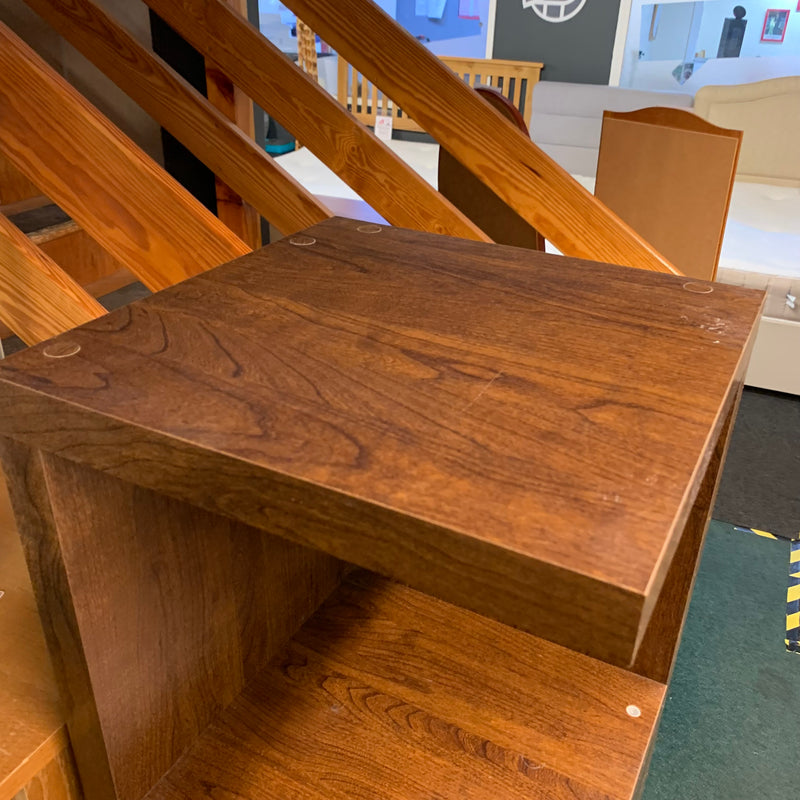 Shelving unit