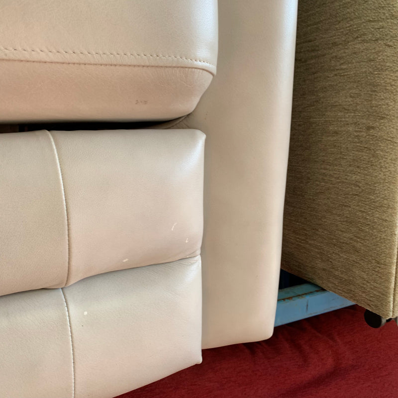 Recliner armchair