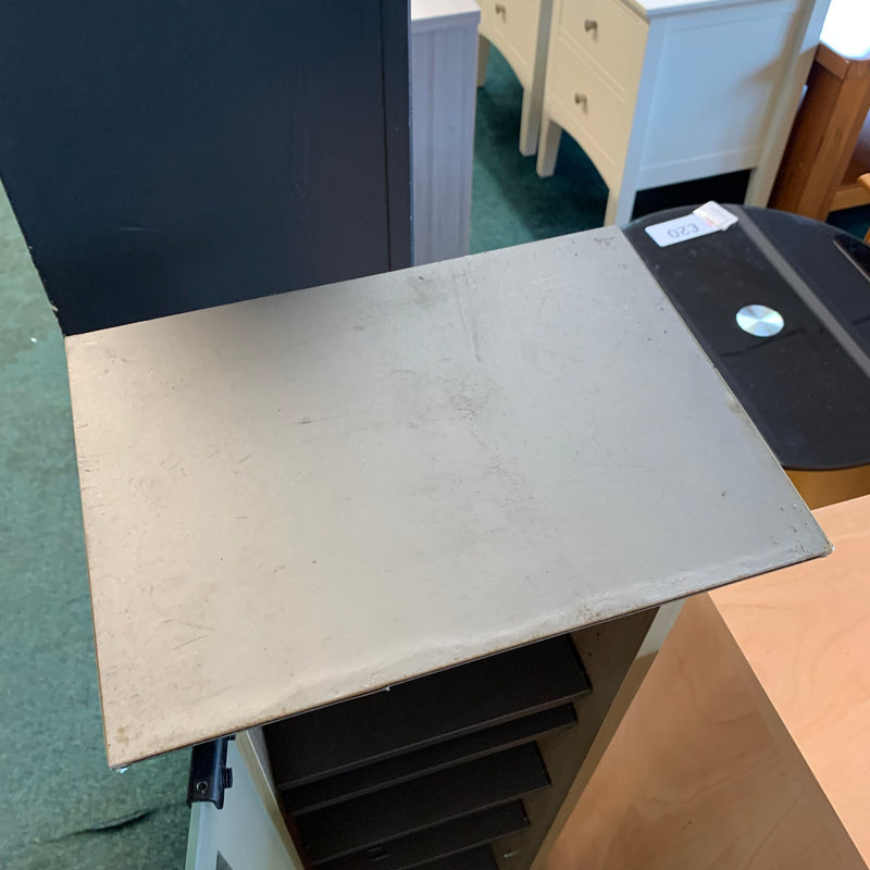CD cabinet