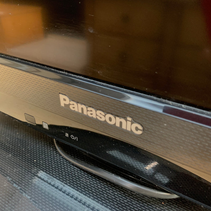PANASONIC TV