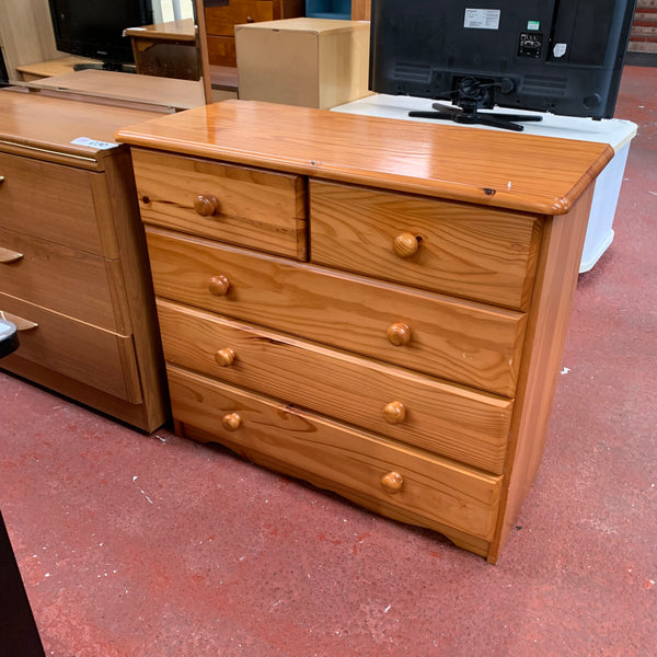Chest of drawers