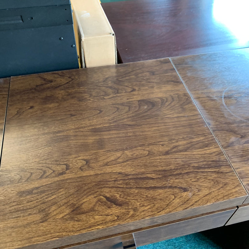 Dressing table