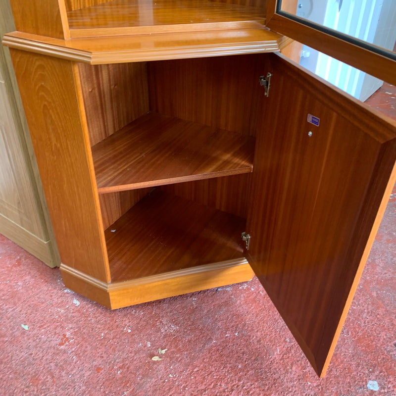 Display cabinet