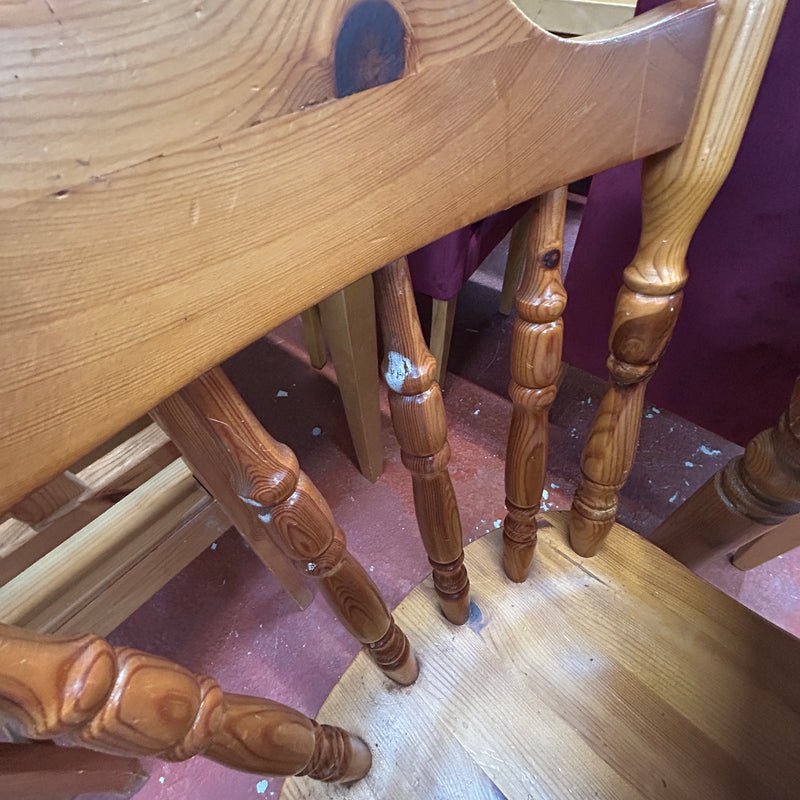 Kitchen table 2 chairs