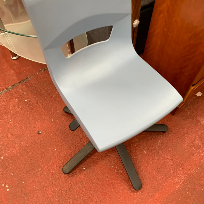 Desk chair