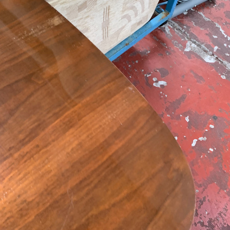 Butterfly table