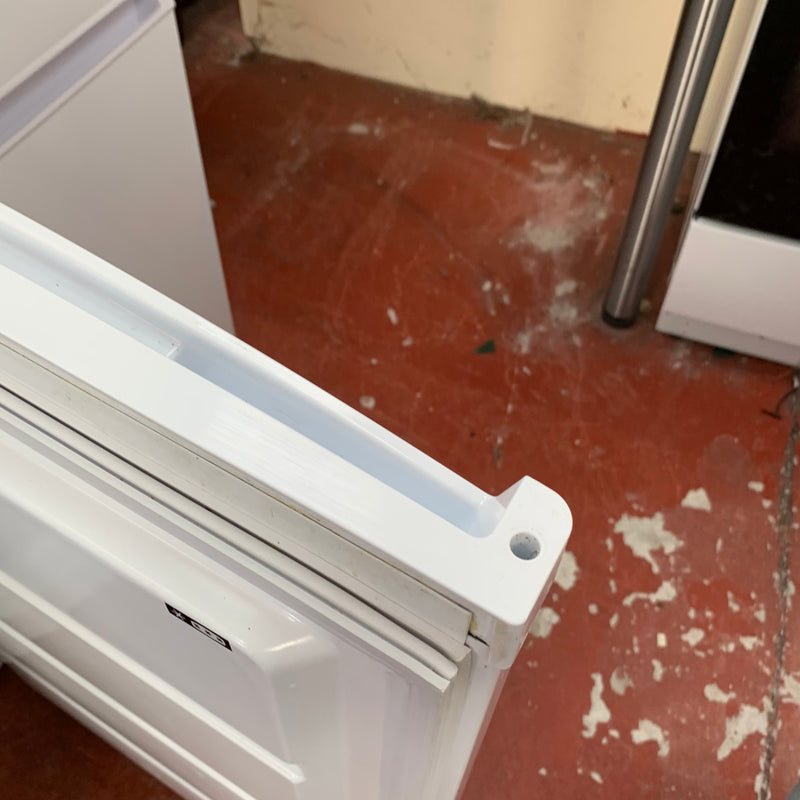 CURRYS freezer