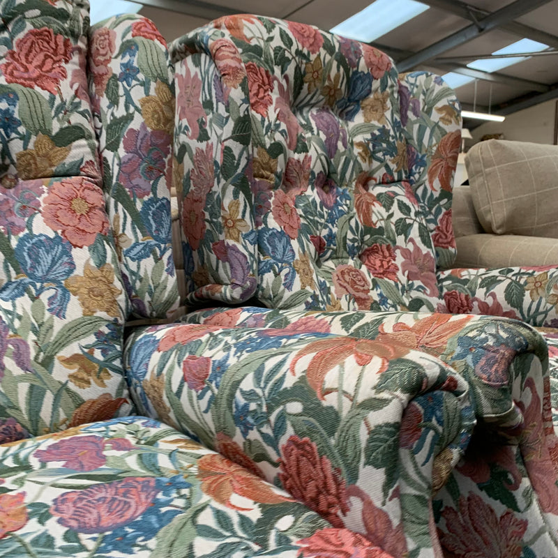 Recliner armchair