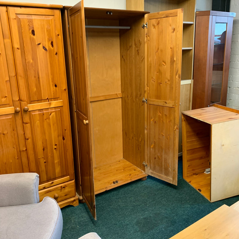Double wardrobe