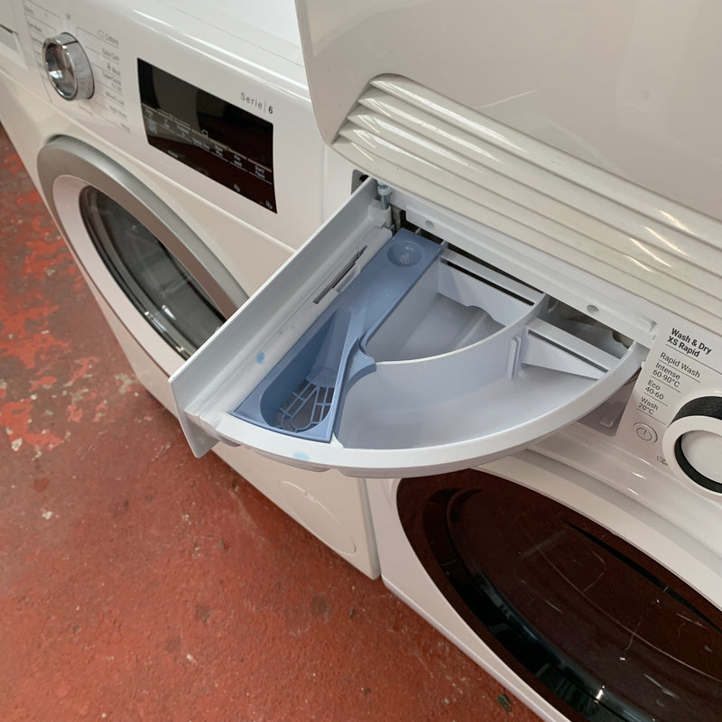HOTPOINT washer dryer