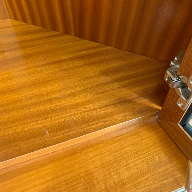 Display cabinet