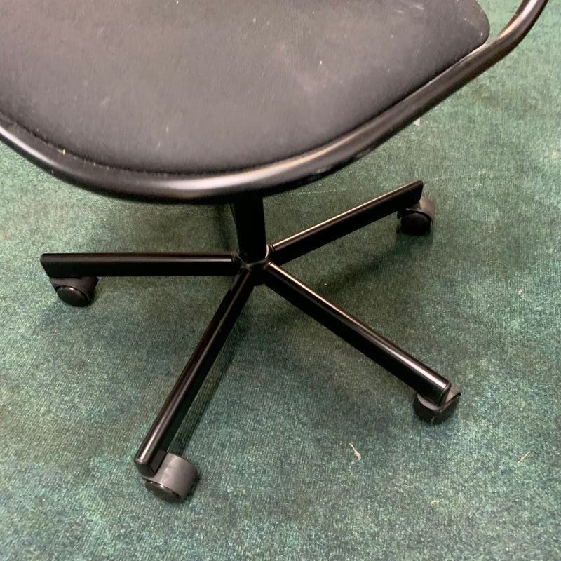 Desk chair