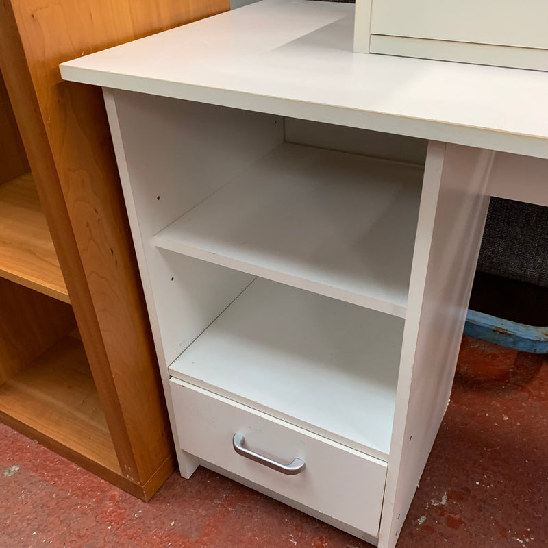 Dressing table