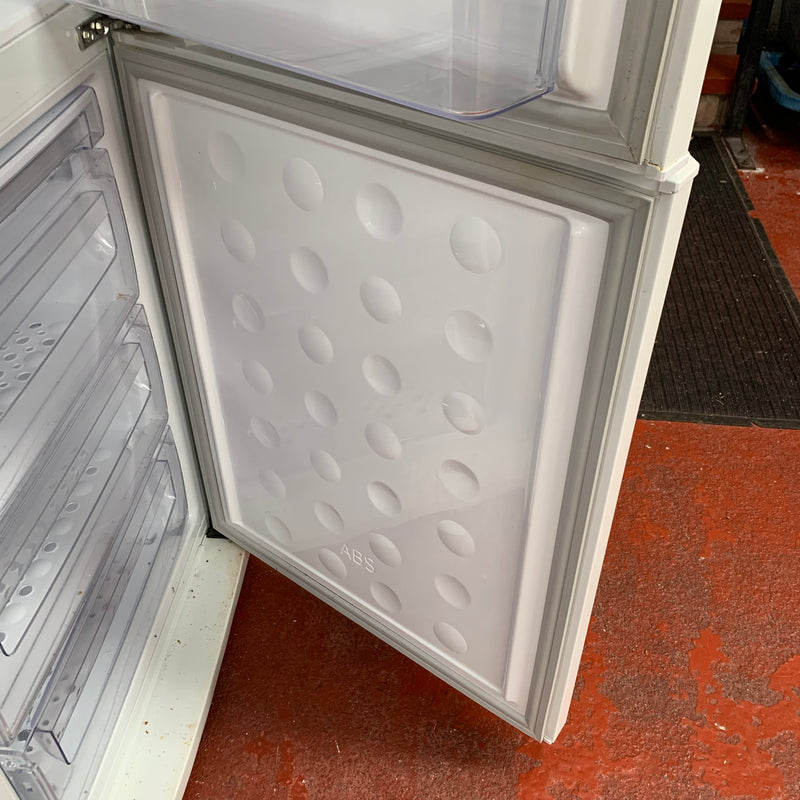 SAMSUNG fridge freezer