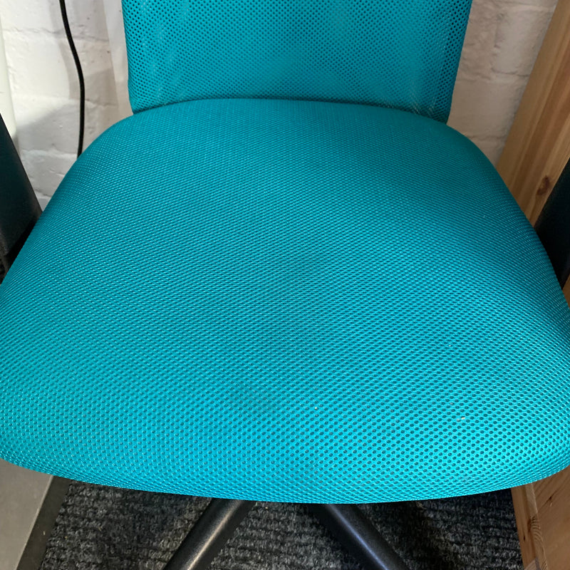 Desk chair