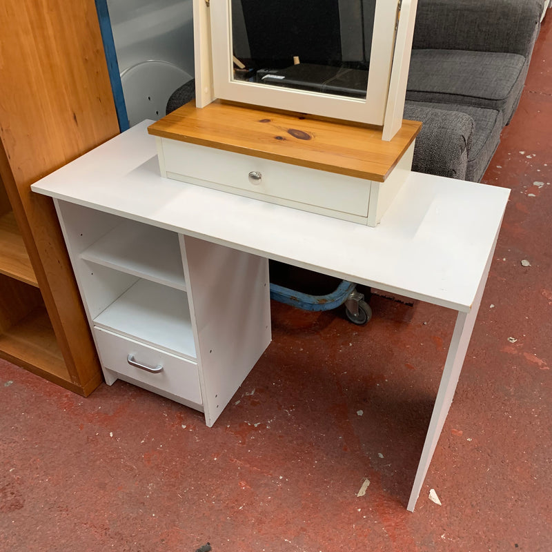 Dressing table