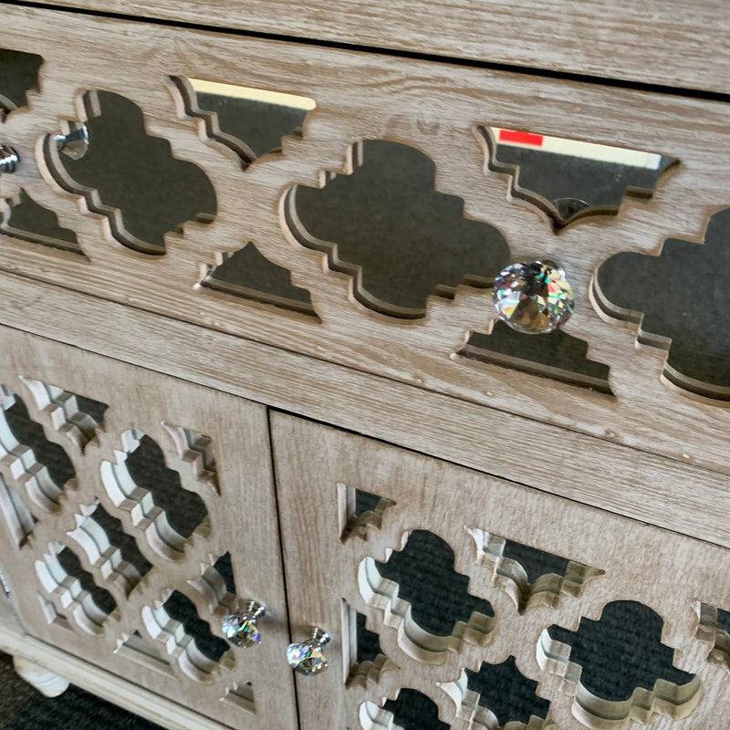 Sideboard