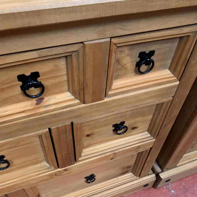 Chest of drawers