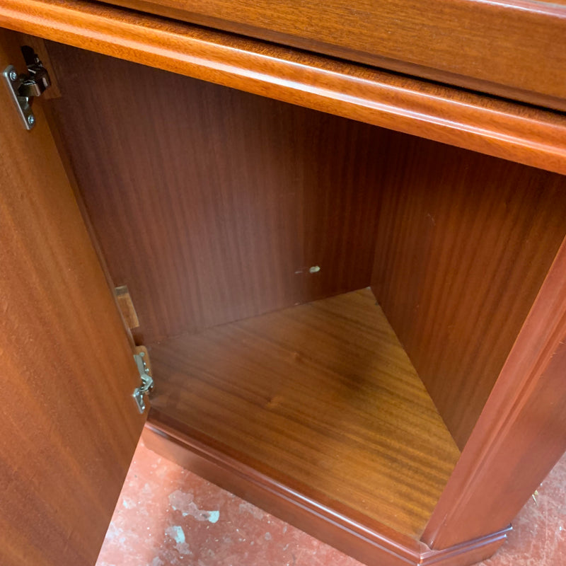 Display cabinet