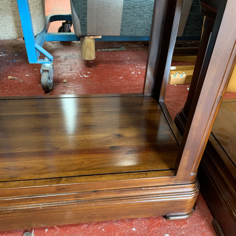Console table