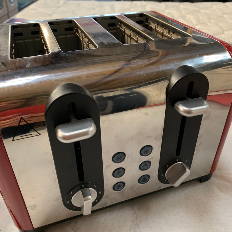 RUSSELL HOBBS toaster