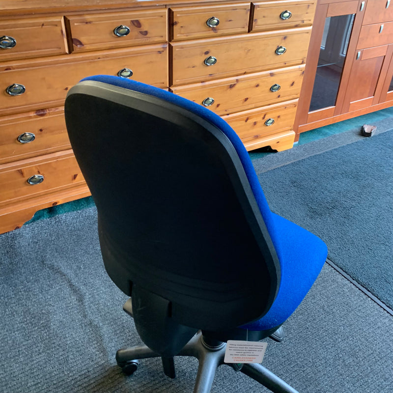 Desk chair