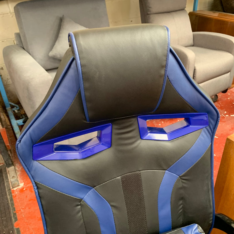 Gaming chair