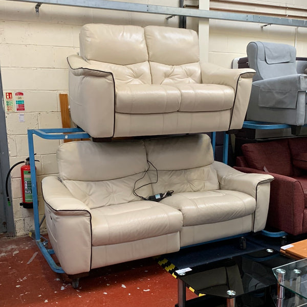 2 seater sofa and 3 seater recliner sofa