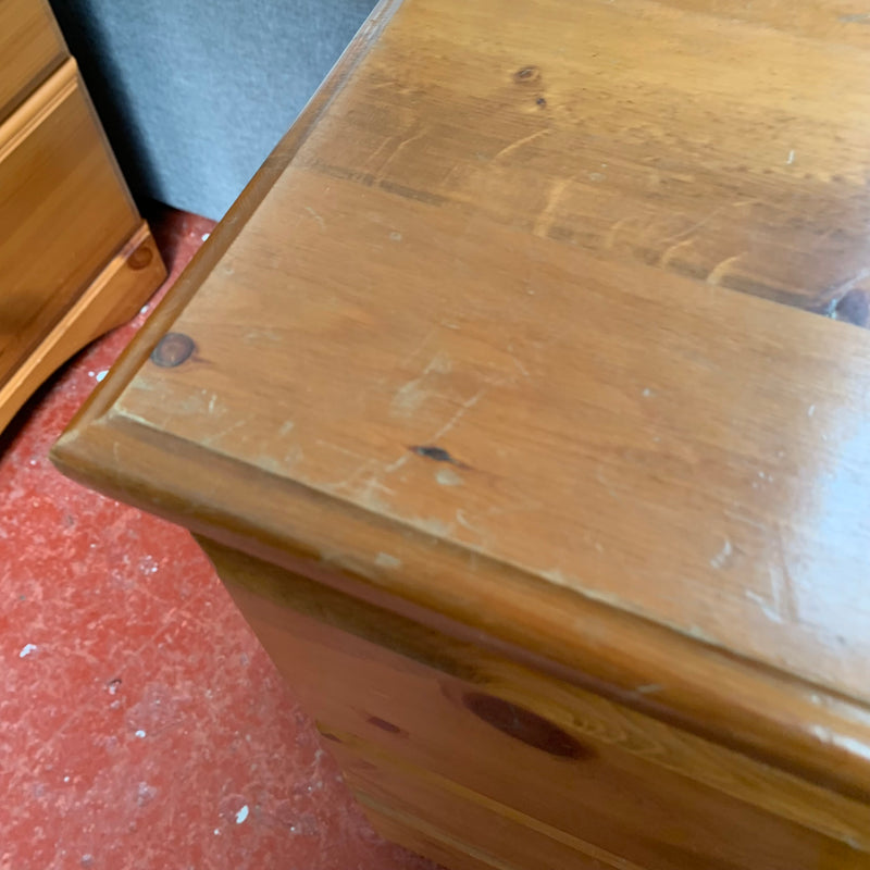 Bedside cabinet