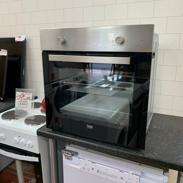 BEKO integrated oven