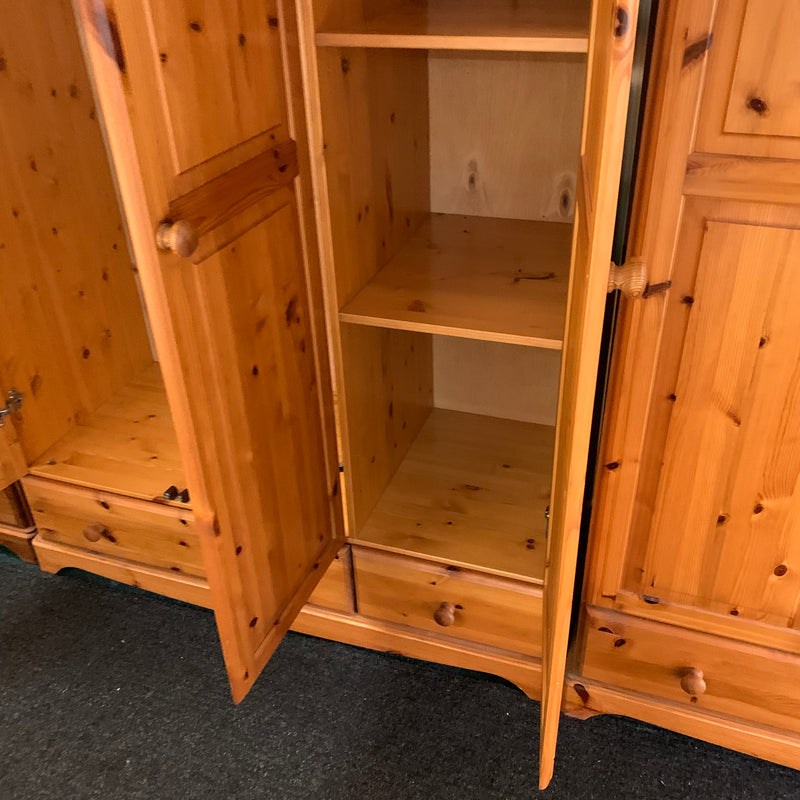 Triple wardrobe