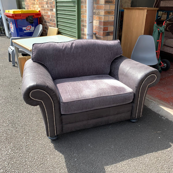 Cuddle chair