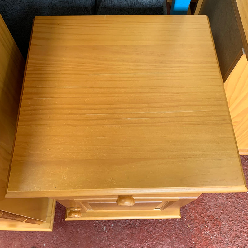 Bedside cabinet