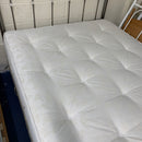 Kingsize bed