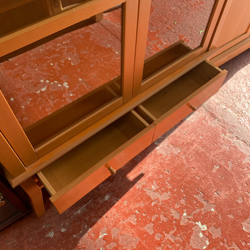 Display cabinet