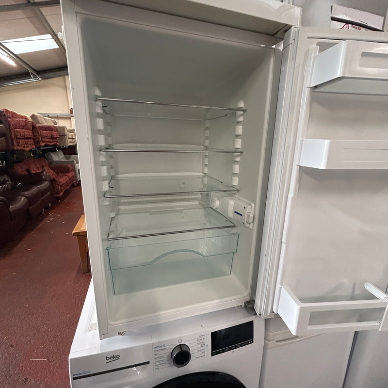 Liebherr under counter fridge