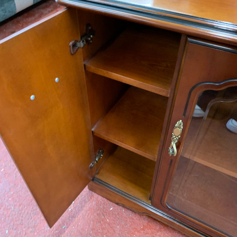 TV cabinet