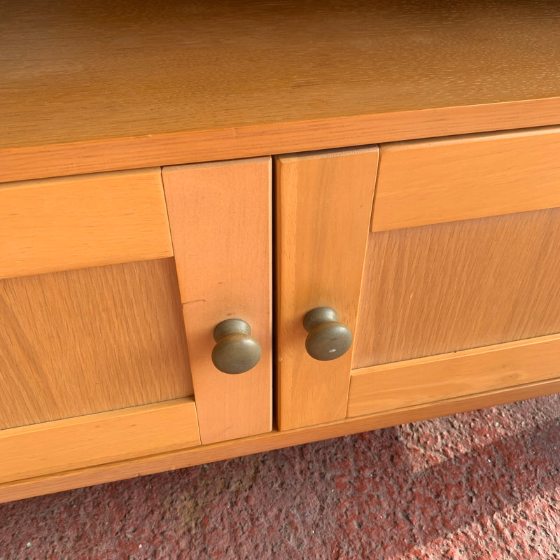 TV cabinet