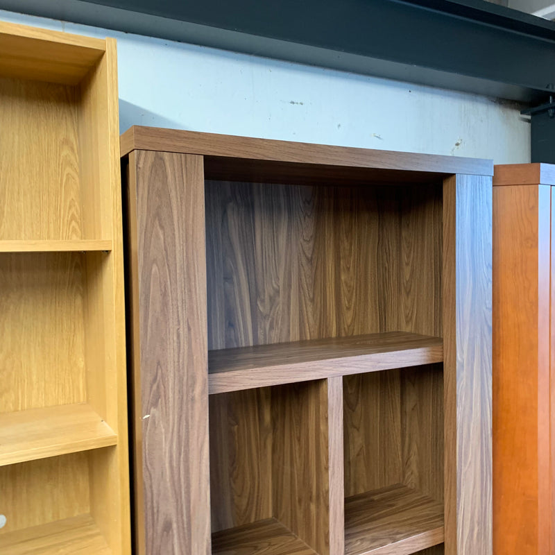 Shelving unit