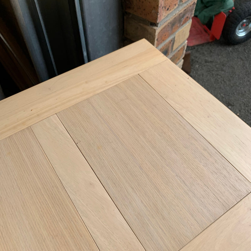 Bedside cabinets