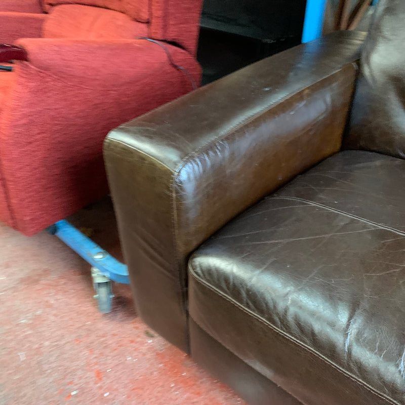 2x 3 seater sofas