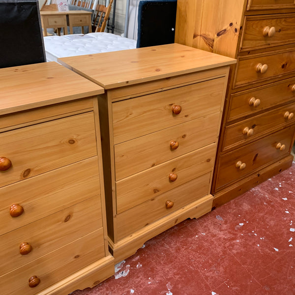 Chest of drawers