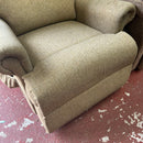 Rise and recliner armchair