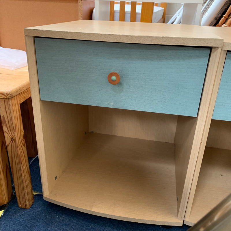 Bedside cabinets