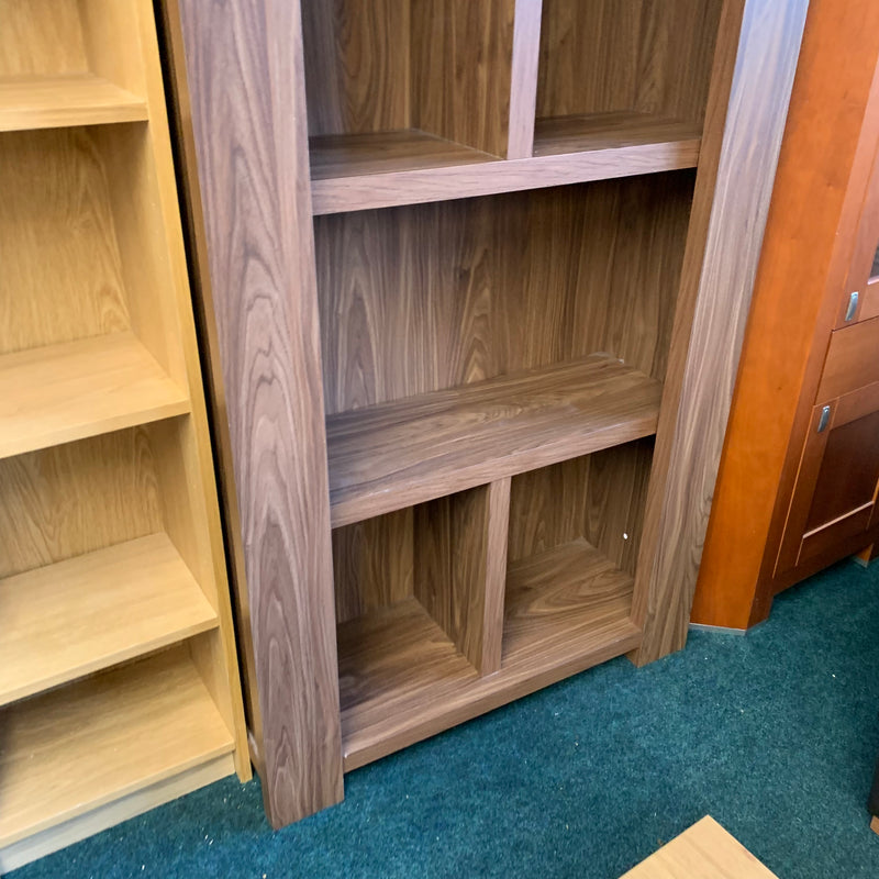 Shelving unit